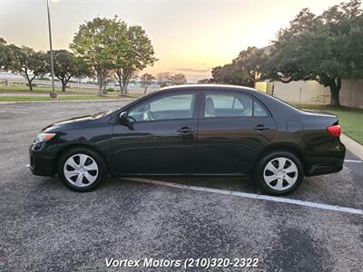 2012 Toyota Corolla LE   - Photo 4 - San Antonio, TX 78219