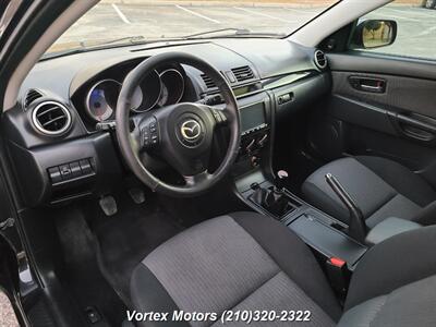 2009 Mazda MAZDA3 i Touring Value  Manual - Photo 12 - San Antonio, TX 78219