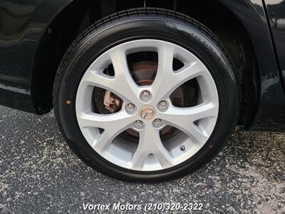 2009 Mazda MAZDA3 i Touring Value  Manual - Photo 29 - San Antonio, TX 78219