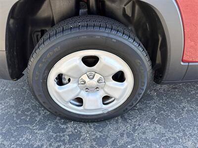 2014 Jeep Cherokee Sport FWD 2.4L I4 4d   - Photo 11 - Boise, ID 83704