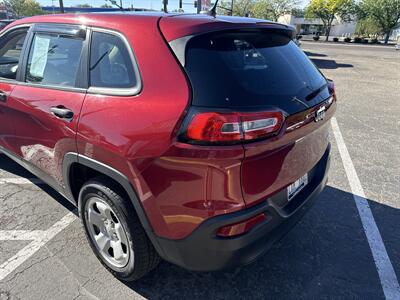 2014 Jeep Cherokee Sport FWD 2.4L I4 4d   - Photo 7 - Boise, ID 83704