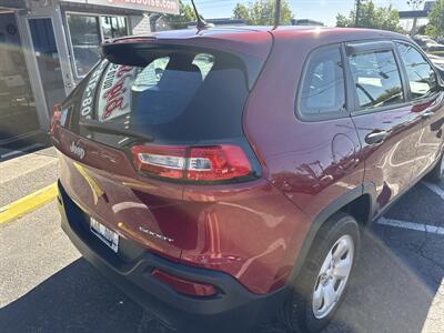 2014 Jeep Cherokee Sport FWD 2.4L I4 4d   - Photo 8 - Boise, ID 83704