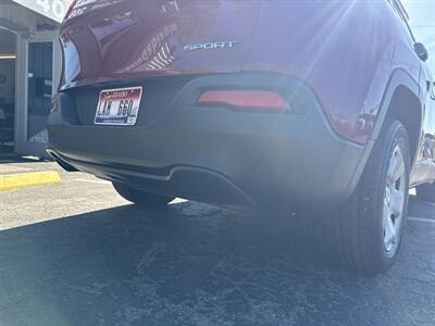 2014 Jeep Cherokee Sport FWD 2.4L I4 4d   - Photo 9 - Boise, ID 83704