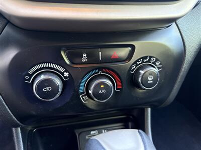 2014 Jeep Cherokee Sport FWD 2.4L I4 4d   - Photo 34 - Boise, ID 83704