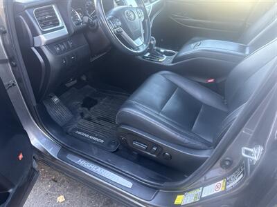 2017 Toyota Highlander Limited AWD 3.5L 4dr   - Photo 12 - Boise, ID 83704
