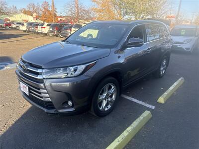 2017 Toyota Highlander Limited AWD 3.5L 4dr   - Photo 2 - Boise, ID 83704