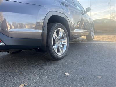 2017 Toyota Highlander Limited AWD 3.5L 4dr   - Photo 22 - Boise, ID 83704