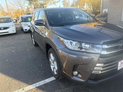 2017 Toyota Highlander Limited AWD 3.5L 4dr   - Photo 10 - Boise, ID 83704