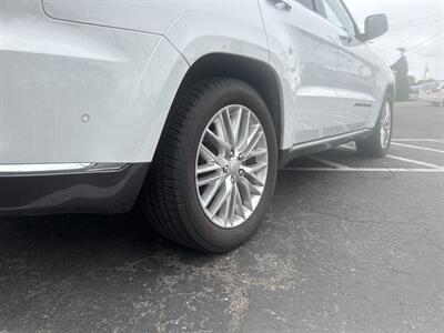 2018 Jeep Grand Cherokee Summit 4WD 3.6L 4dr   - Photo 5 - Boise, ID 83704