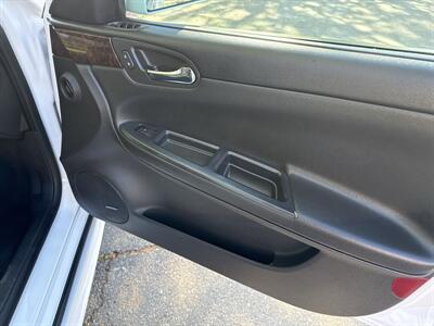 2016 Chevrolet Impala Limited LTZ 3.6L V6 4dr   - Photo 21 - Boise, ID 83704