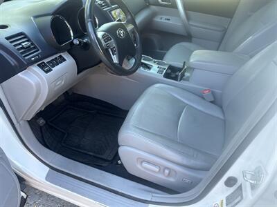 2013 Toyota Highlander SE AWD 3.5L V6 4dr   - Photo 18 - Boise, ID 83704