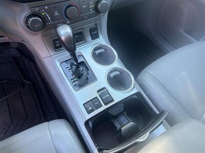 2013 Toyota Highlander SE AWD 3.5L V6 4dr   - Photo 35 - Boise, ID 83704