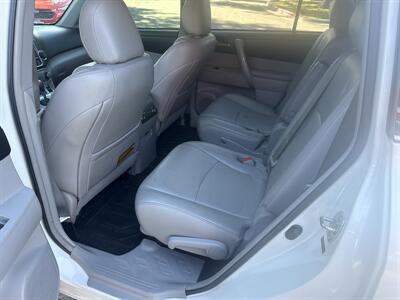 2013 Toyota Highlander SE AWD 3.5L V6 4dr   - Photo 19 - Boise, ID 83704