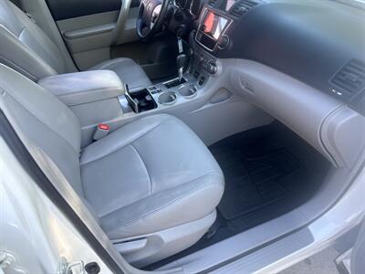 2013 Toyota Highlander SE AWD 3.5L V6 4dr   - Photo 24 - Boise, ID 83704