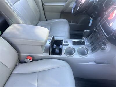 2013 Toyota Highlander SE AWD 3.5L V6 4dr   - Photo 31 - Boise, ID 83704