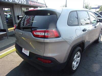 2016 Jeep Cherokee Sport 4WD 2.4L 4dr   - Photo 8 - Boise, ID 83704