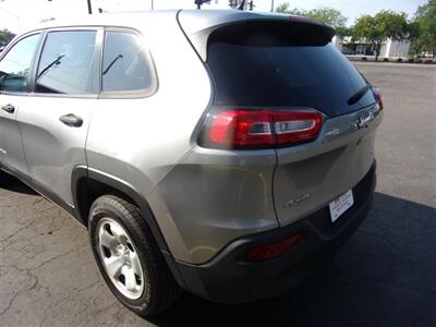 2016 Jeep Cherokee Sport 4WD 2.4L 4dr   - Photo 7 - Boise, ID 83704