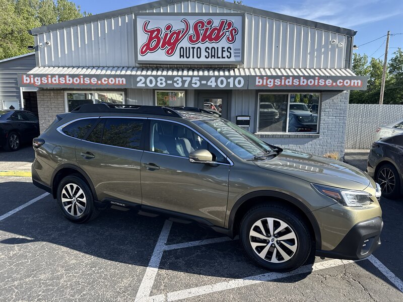 2020 Subaru Outback Premium AWD 2.5L 4dr   - Photo 1 - Boise, ID 83704
