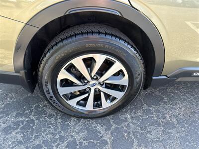 2020 Subaru Outback Premium AWD 2.5L 4dr   - Photo 11 - Boise, ID 83704