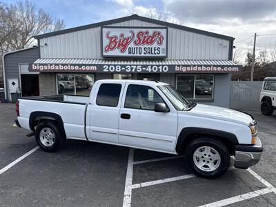 2005 Chevrolet Silverado 1500 LS 2WD 5.3L V8 4dr Truck