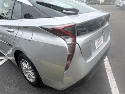 2016 Toyota Prius Three 1.8L I4 4dr   - Photo 7 - Boise, ID 83704
