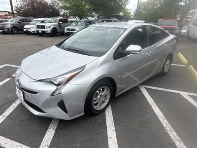 2016 Toyota Prius Three 1.8L I4 4dr   - Photo 2 - Boise, ID 83704