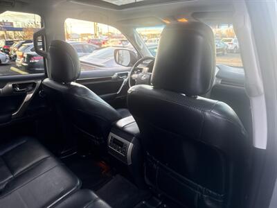 2015 Lexus GX Luxury AWD 4.6L 4dr   - Photo 35 - Boise, ID 83704