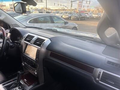 2015 Lexus GX Luxury AWD 4.6L 4dr   - Photo 29 - Boise, ID 83704
