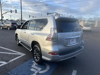 2015 Lexus GX Luxury AWD 4.6L 4dr   - Photo 3 - Boise, ID 83704
