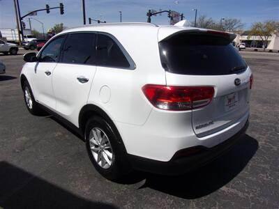 2017 Kia Sorento LX   - Photo 3 - Boise, ID 83704