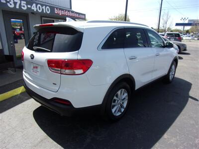 2017 Kia Sorento LX   - Photo 4 - Boise, ID 83704