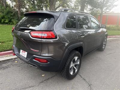 2018 Jeep Cherokee Trailhawk 4WD 4dr   - Photo 4 - Boise, ID 83704