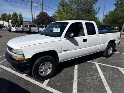 2000 Chevrolet Silverado 1500 4WD 4.8L V8 3dr   - Photo 2 - Boise, ID 83704
