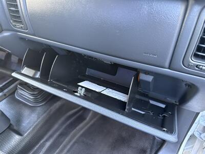 2000 Chevrolet Silverado 1500 4WD 4.8L V8 3dr   - Photo 25 - Boise, ID 83704