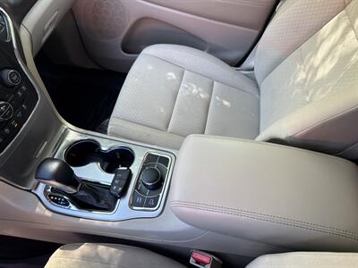 2018 Jeep Grand Cherokee Laredo E 4WD 3.6L 4d   - Photo 31 - Boise, ID 83704