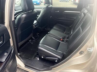 2016 Toyota Highlander XLE 4WD 3.5L V6 4dr   - Photo 19 - Boise, ID 83704