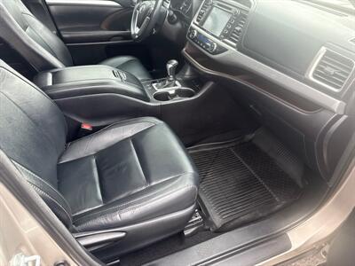 2016 Toyota Highlander XLE 4WD 3.5L V6 4dr   - Photo 24 - Boise, ID 83704