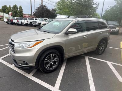 2016 Toyota Highlander XLE 4WD 3.5L V6 4dr   - Photo 2 - Boise, ID 83704