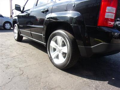 2012 Jeep Patriot Limited 4WD 2.4L 4dr   - Photo 6 - Boise, ID 83704