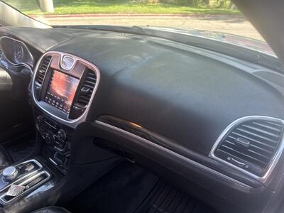 2019 Chrysler 300 Series Touring L AWD 3.6L 4   - Photo 22 - Boise, ID 83704