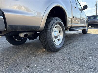 2003 Ford F-150 XLT 4WD 5.4L V8 4dr   - Photo 5 - Boise, ID 83704