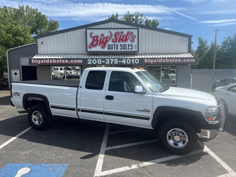 2001 Chevrolet Silverado 2500 LS 4WD 6.6L V8 4dr  