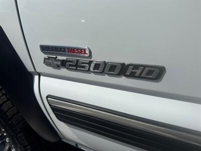 2001 Chevrolet Silverado 2500 LS 4WD 6.6L V8 4dr   - Photo 10 - Boise, ID 83704