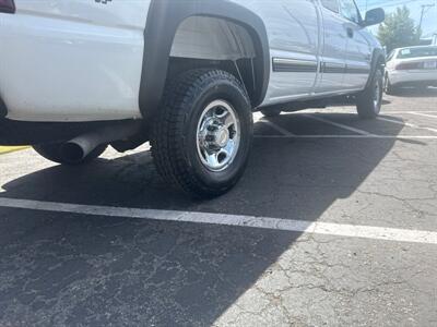2001 Chevrolet Silverado 2500 LS 4WD 6.6L V8 4dr   - Photo 21 - Boise, ID 83704
