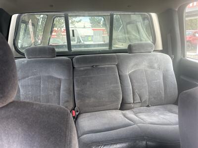 2001 Chevrolet Silverado 2500 4WD 6.0L V8 4dr   - Photo 24 - Boise, ID 83704