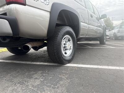 2001 Chevrolet Silverado 2500 4WD 6.0L V8 4dr   - Photo 5 - Boise, ID 83704