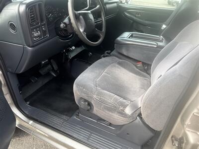 2001 Chevrolet Silverado 2500 4WD 6.0L V8 4dr   - Photo 13 - Boise, ID 83704