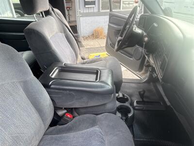 2001 Chevrolet Silverado 2500 4WD 6.0L V8 4dr   - Photo 22 - Boise, ID 83704