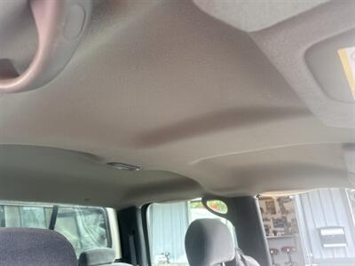 2001 Chevrolet Silverado 2500 4WD 6.0L V8 4dr   - Photo 23 - Boise, ID 83704