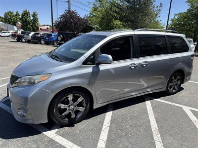 2011 Toyota Sienna SE 8-Passenger   - Photo 2 - Boise, ID 83704